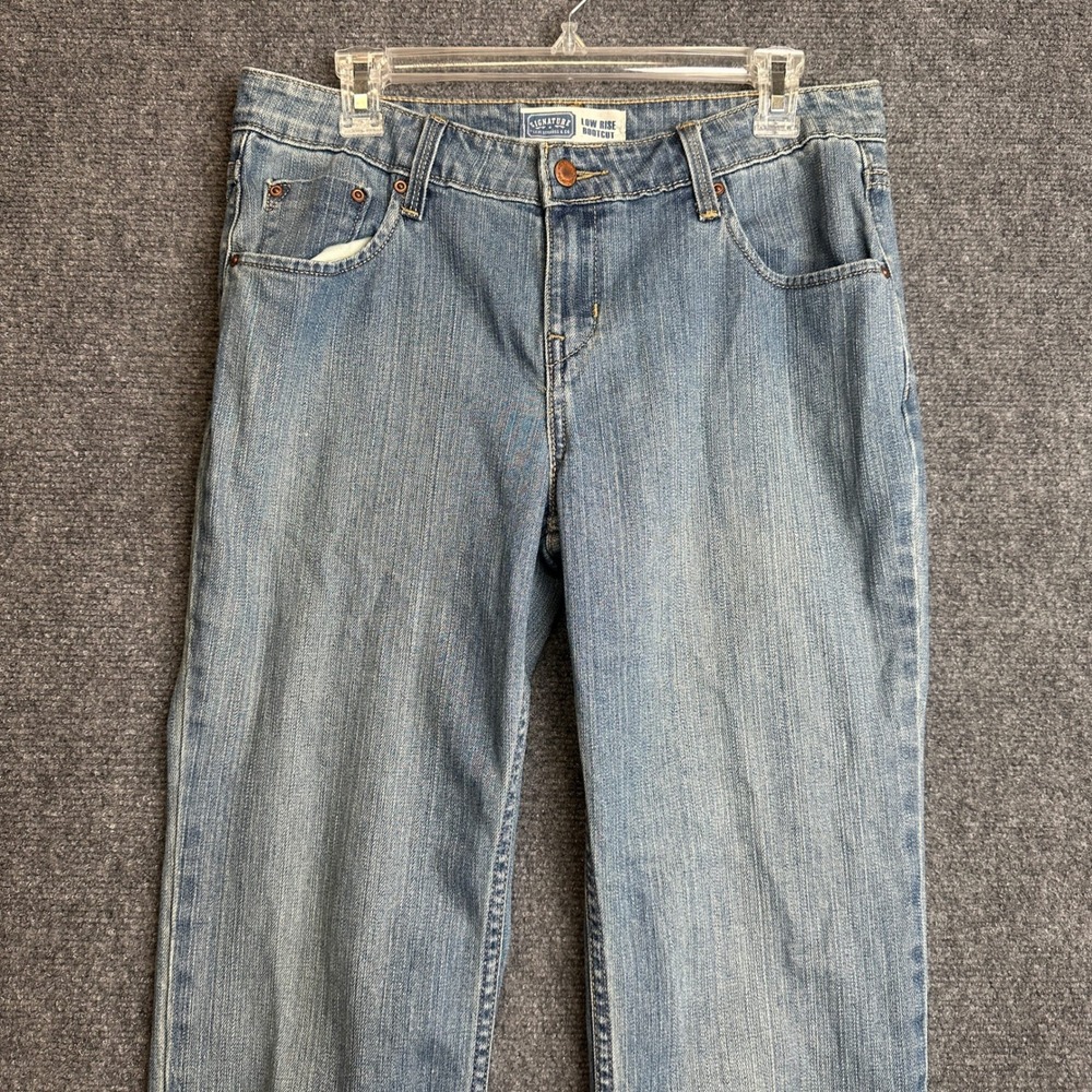 Signature by Levi Strauss Co Low Rise Bootcut Womens 10 Short Blue Jeans Y2K - Picture 2 of 14